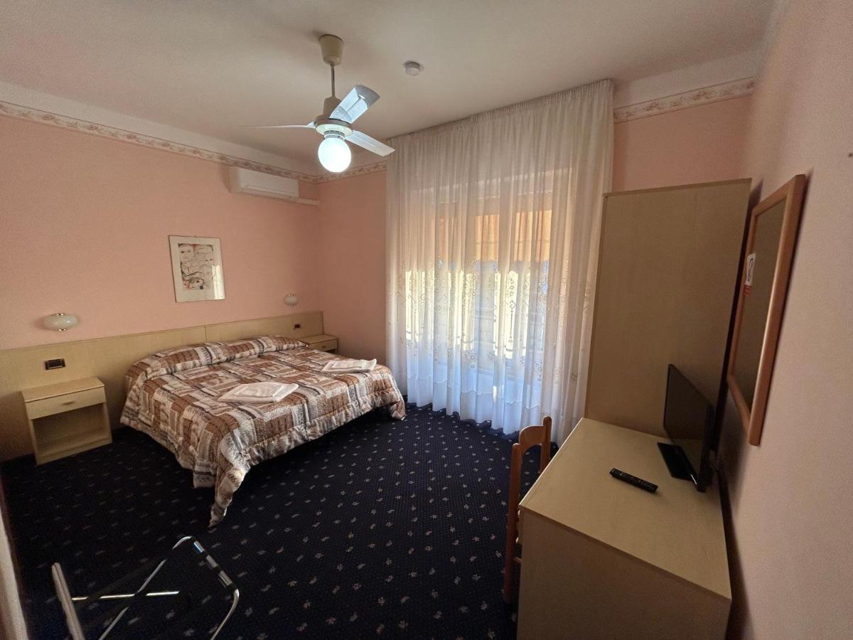 Hotel Marnie